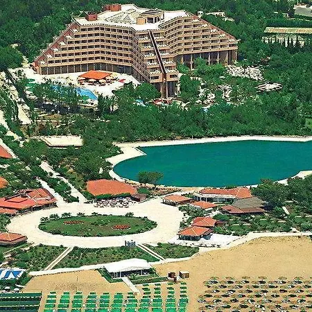 Grand Prestige Отель 3*